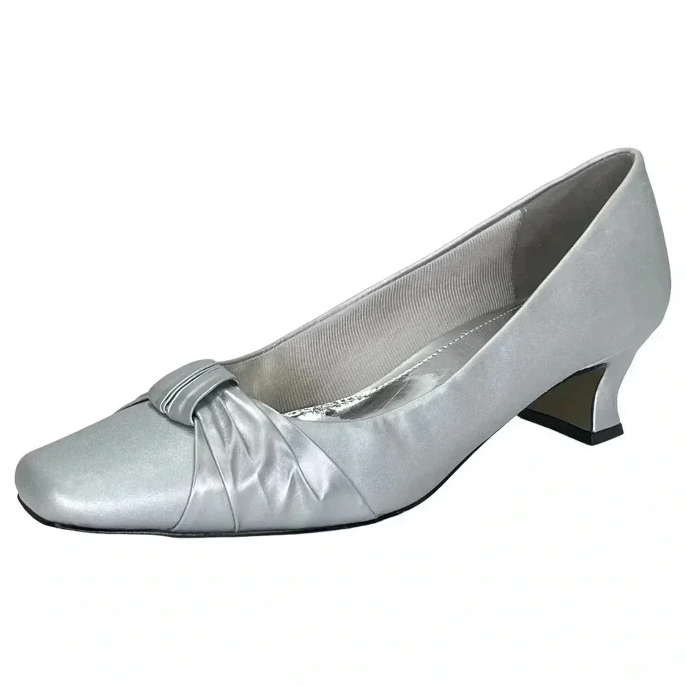 Easy Street Womens Heels 9M Waive Silver Satin